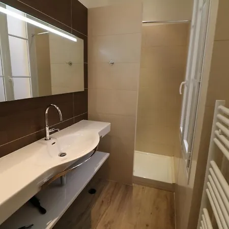 Luxury, 3 Bedroom, 3 Bathrooms 5 Mins From The Palais 410 Appartement