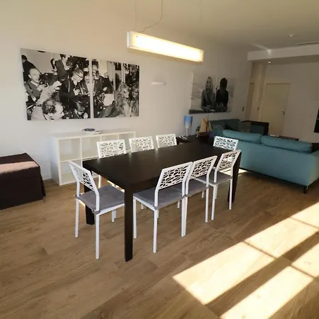 Luxury, 3 Bedroom, 3 Bathrooms 5 Mins From The Palais 410 * Cannes