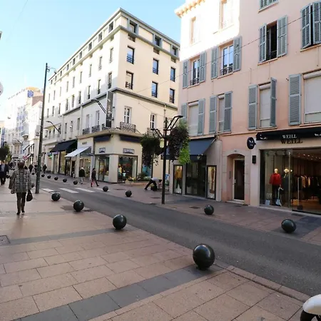 Διαμέρισμα Luxury, 3 Bedroom, 3 Bathrooms 5 Mins From The Palais 410 *